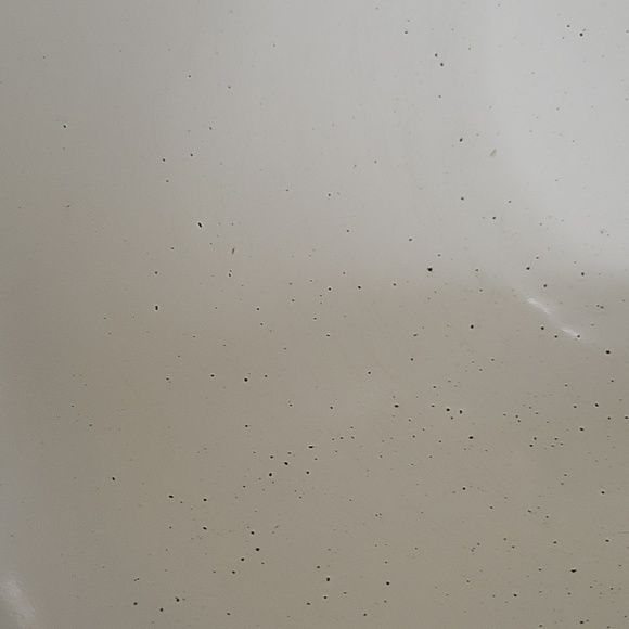 The Bake Shop 3 Qt. Batter Bowl EUC - Picture 5 of 5